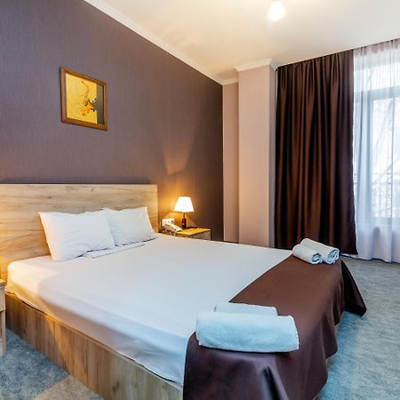 Hotel Marlyn Tbilissi Extérieur photo
