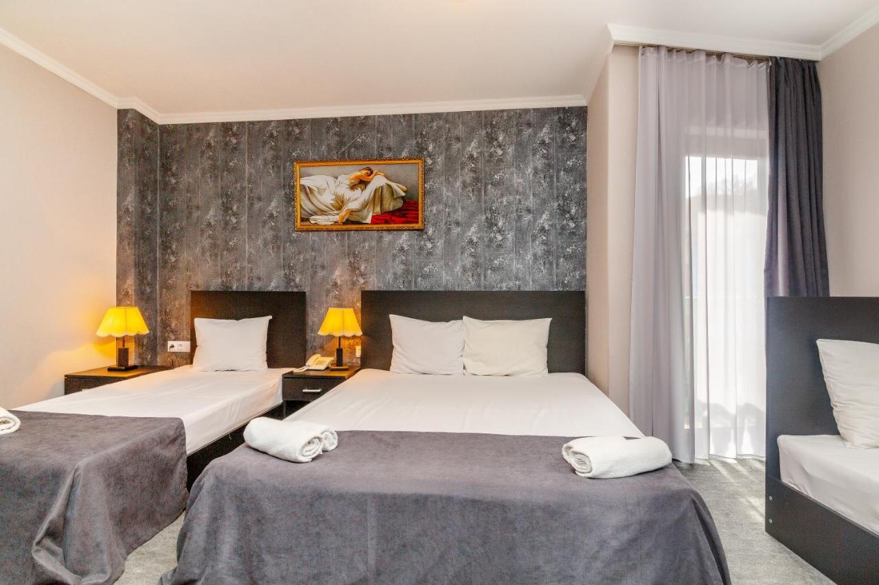 Hotel Marlyn Tbilissi Extérieur photo
