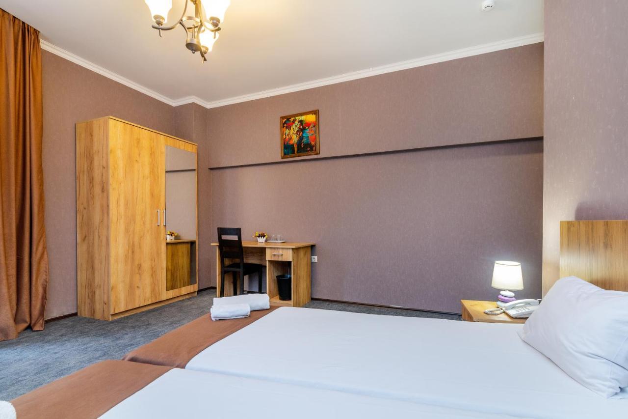 Hotel Marlyn Tbilissi Extérieur photo