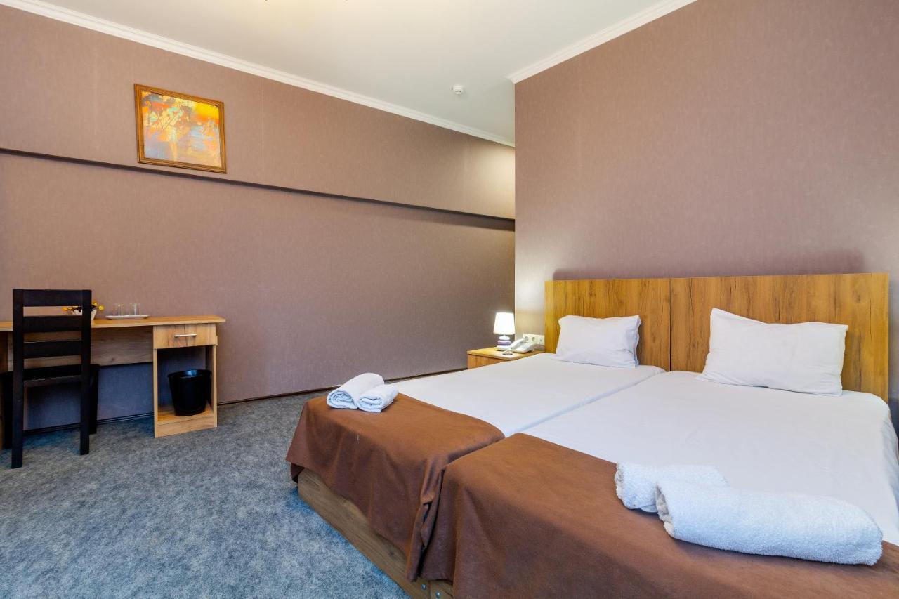 Hotel Marlyn Tbilissi Extérieur photo